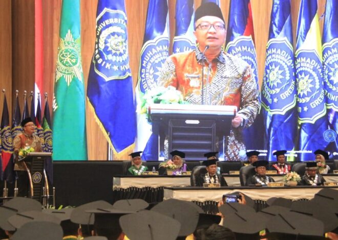 Wisuda UMG ke-48: Wabup Gresik Dorong Lulusan Jadi Wirausahawan Tangguh di Era Global