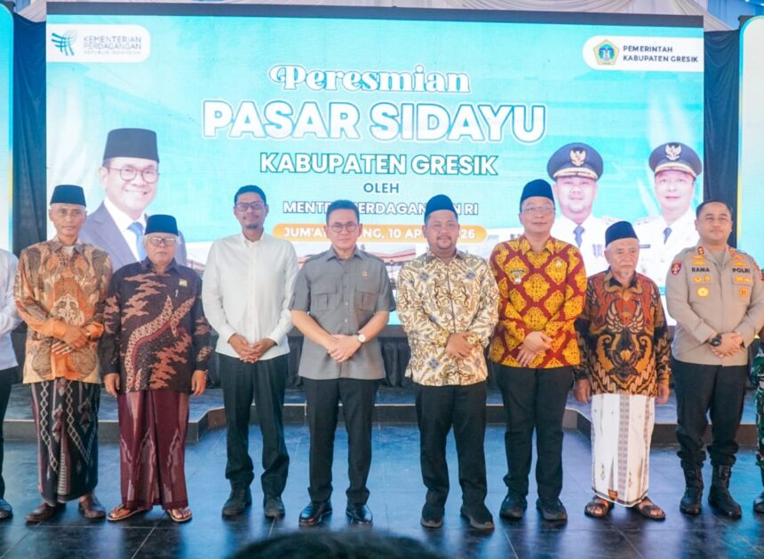 Mendag Budi Santoso Resmikan Pasar Tematik Industri Sidayu, Bupati Gresik Dorong Kebersihan Lewat Gernas Mapan dan Transaksi Digital